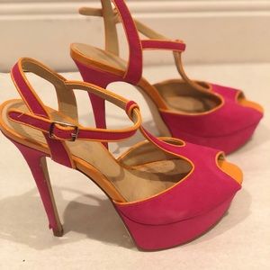 Super fun multicolored pumps!